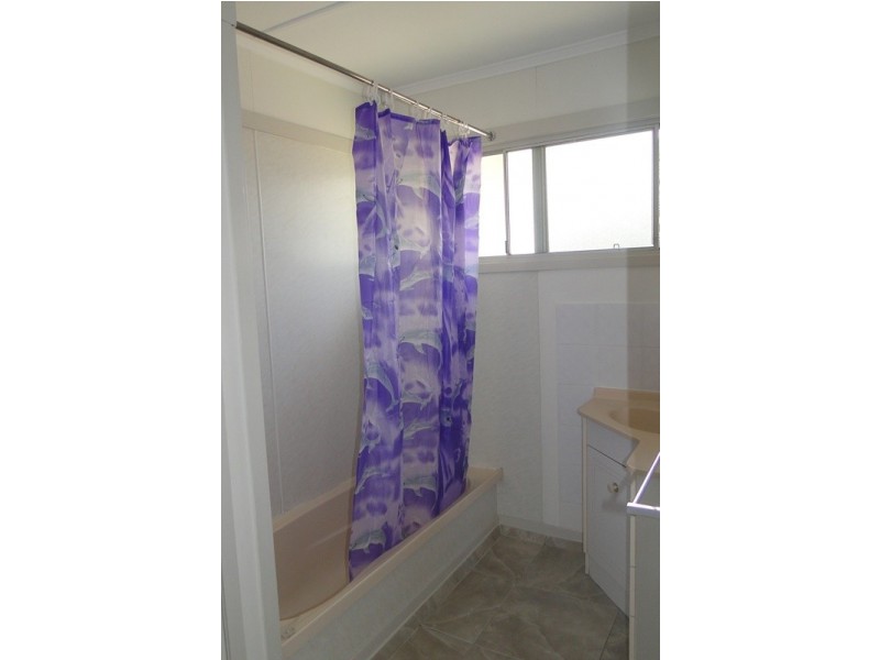 10 STARMER CT, West Gladstone QLD 4680