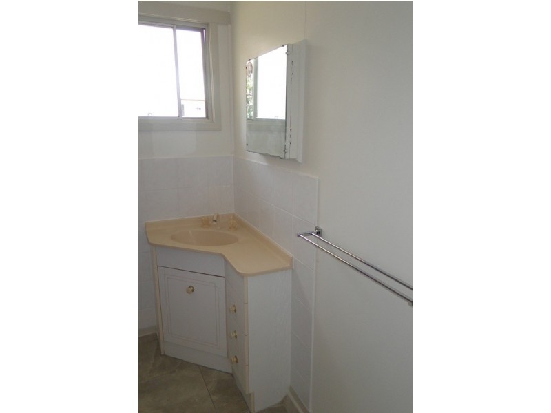 10 STARMER CT, West Gladstone QLD 4680
