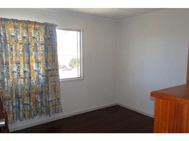 10 STARMER CT, West Gladstone QLD 4680