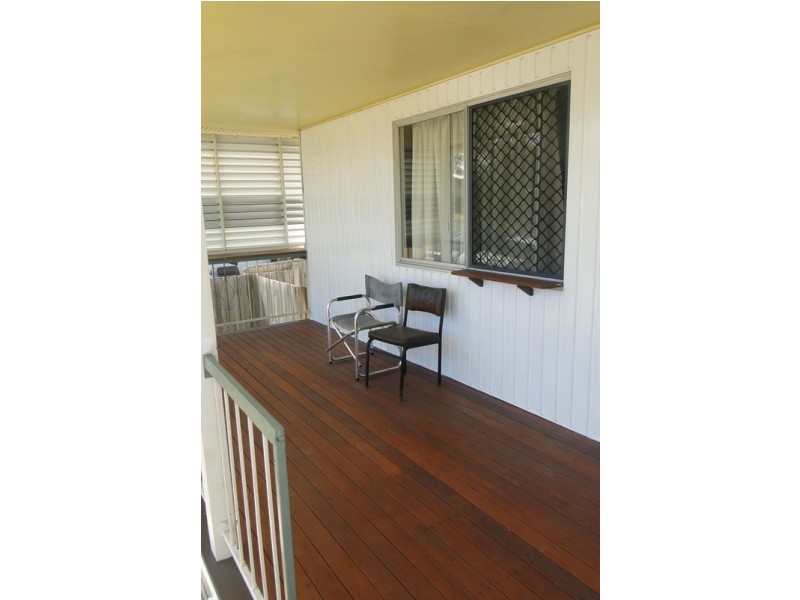 10 STARMER CT, West Gladstone QLD 4680
