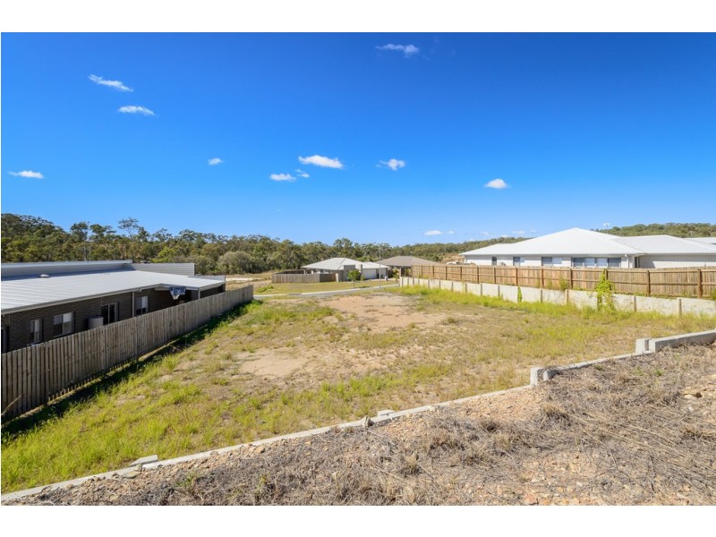 6 Owttrim Circuit, O’connell QLD 4680