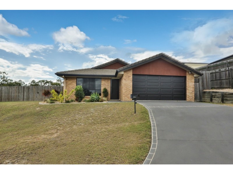 4 Glasshouse Place, New Auckland QLD 4680