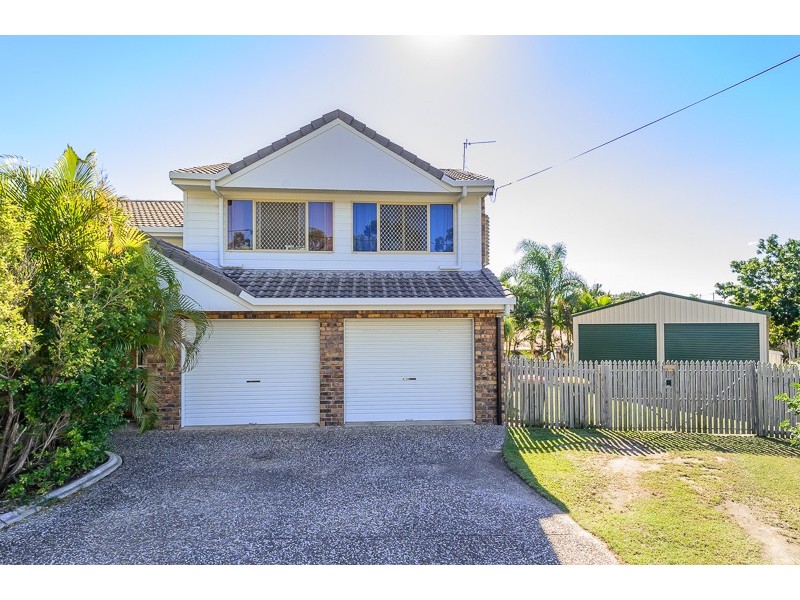 3 Carpentaria Close, Clinton QLD 4680
