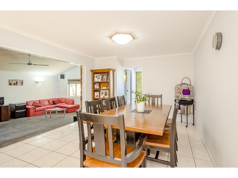 3 Carpentaria Close, Clinton QLD 4680