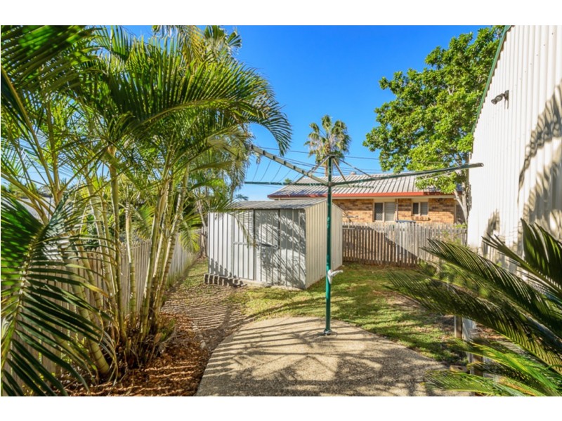 3 Carpentaria Close, Clinton QLD 4680