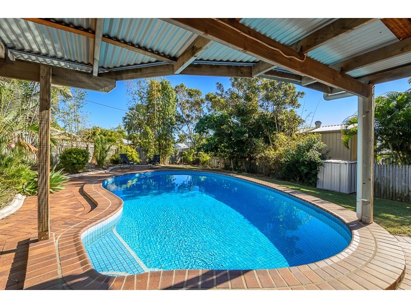3 Carpentaria Close, Clinton QLD 4680