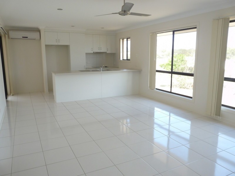 15 STONEYBROOK DRIVE, Glen Eden QLD 4680