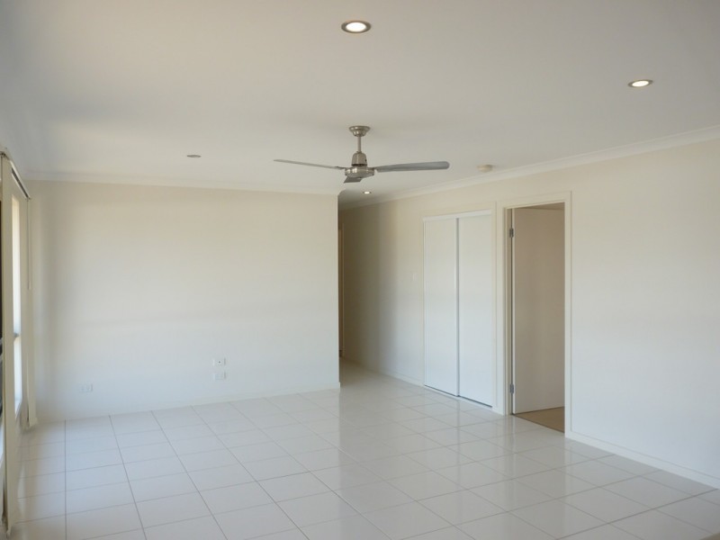 15 STONEYBROOK DRIVE, Glen Eden QLD 4680