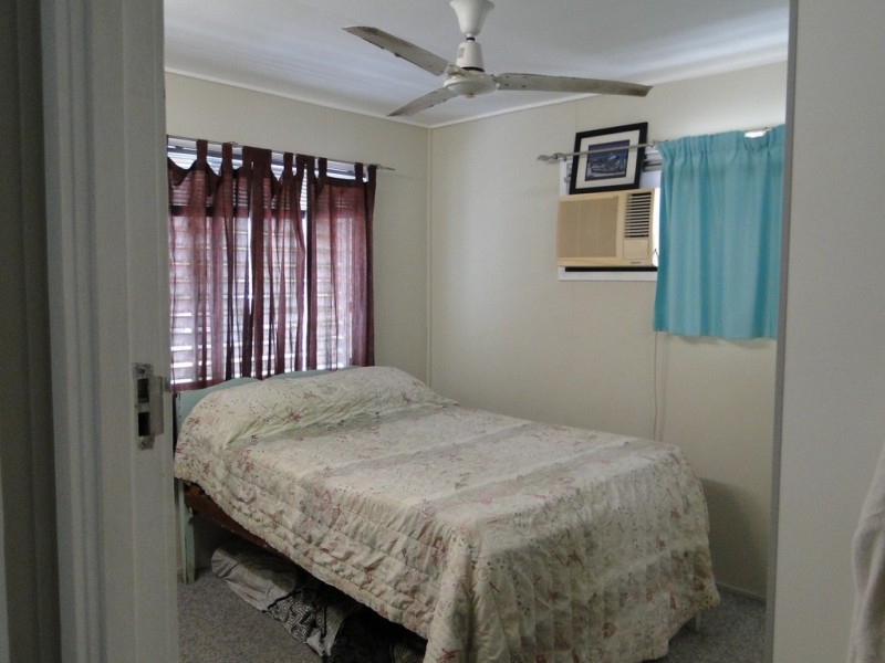 11 Angler Street, Toolooa QLD 4680