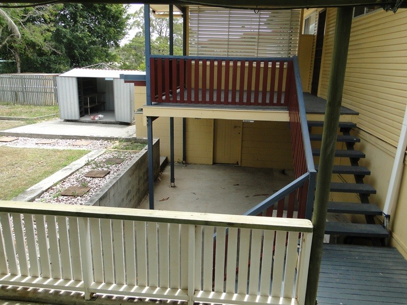 11 Angler Street, Toolooa QLD 4680