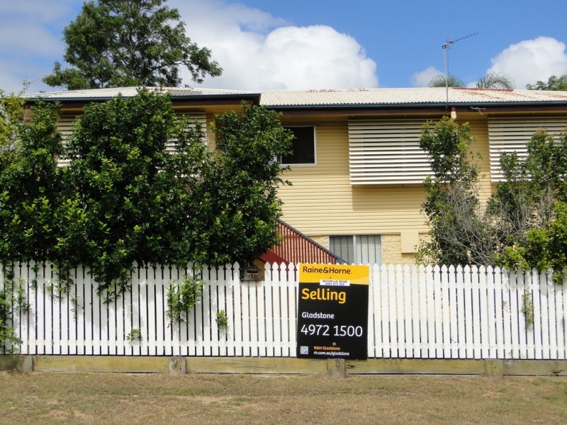 11 Angler Street, Toolooa QLD 4680