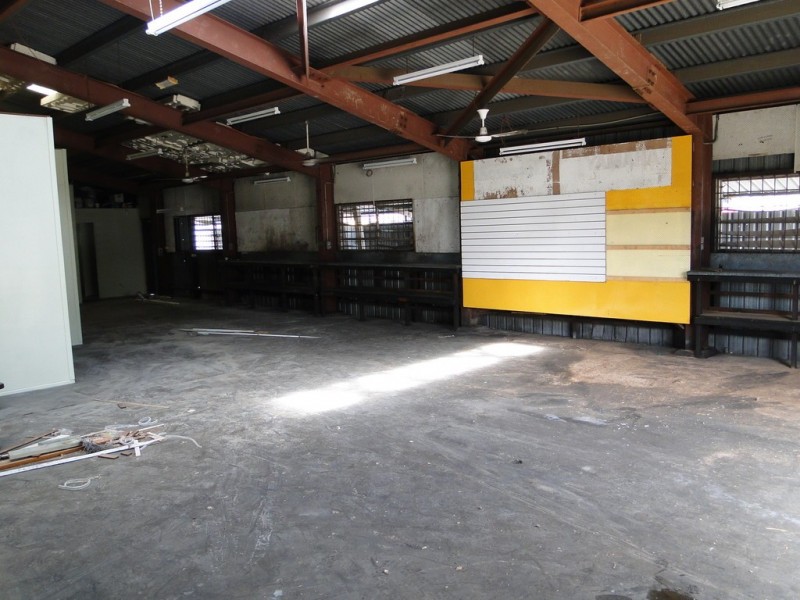 35 HANSON ROAD, Gladstone QLD 4680