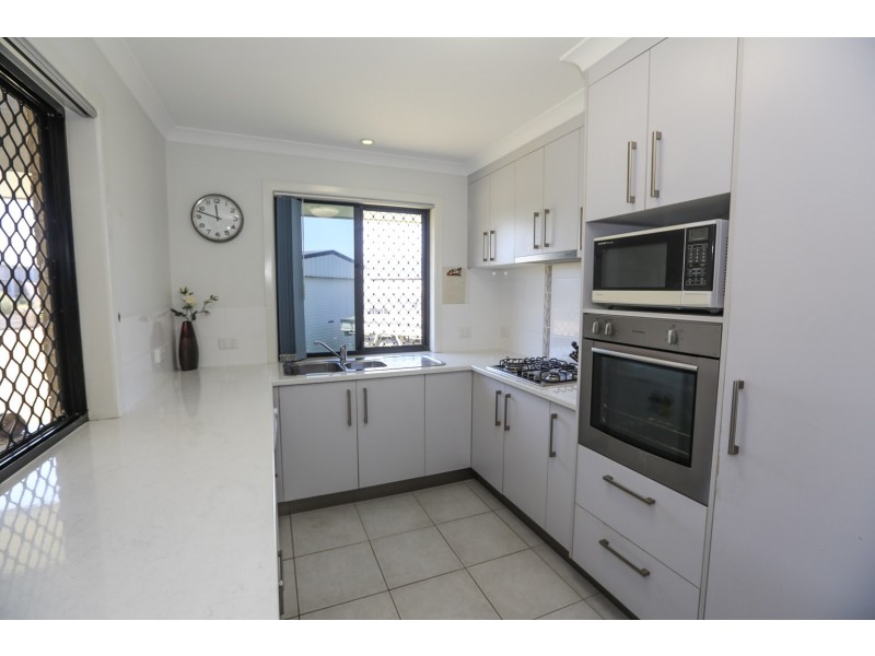 6 Central Avenue, Calliope QLD 4680