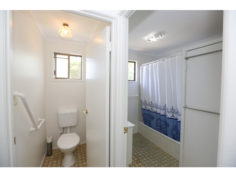 24 Harrier Avenue, New Auckland QLD 4680