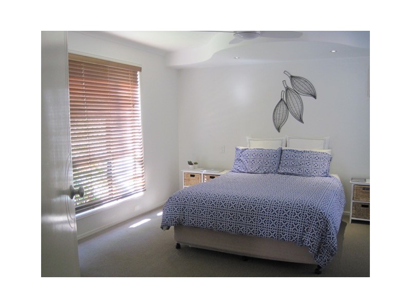 15 SANDRINGHAM COURT, Telina QLD 4680