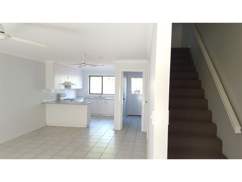 30/7 NOTHLING ST, New Auckland QLD 4680