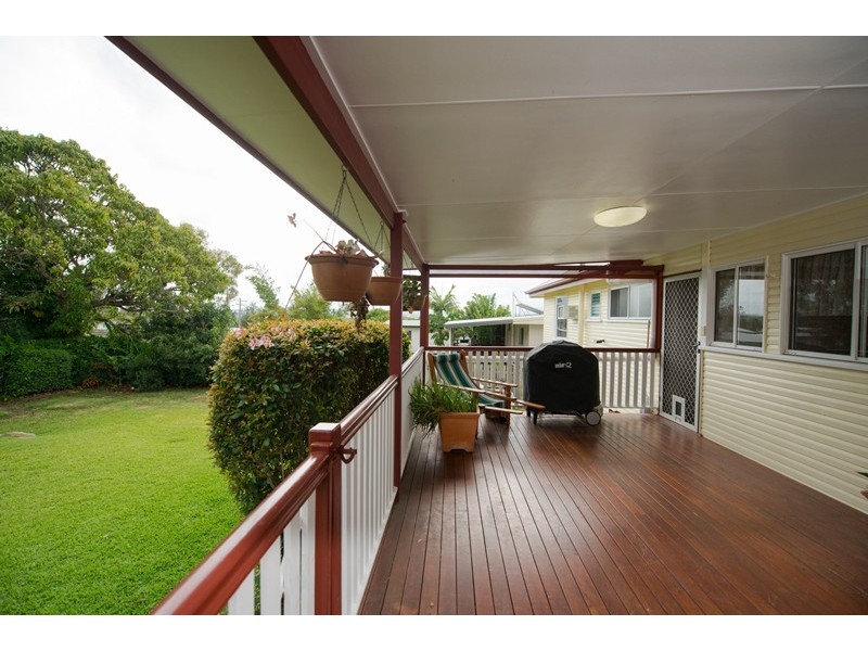 25 SMITH STREET, West Gladstone QLD 4680