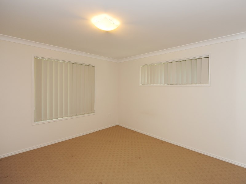5 PARSONS PLACE, New Auckland QLD 4680