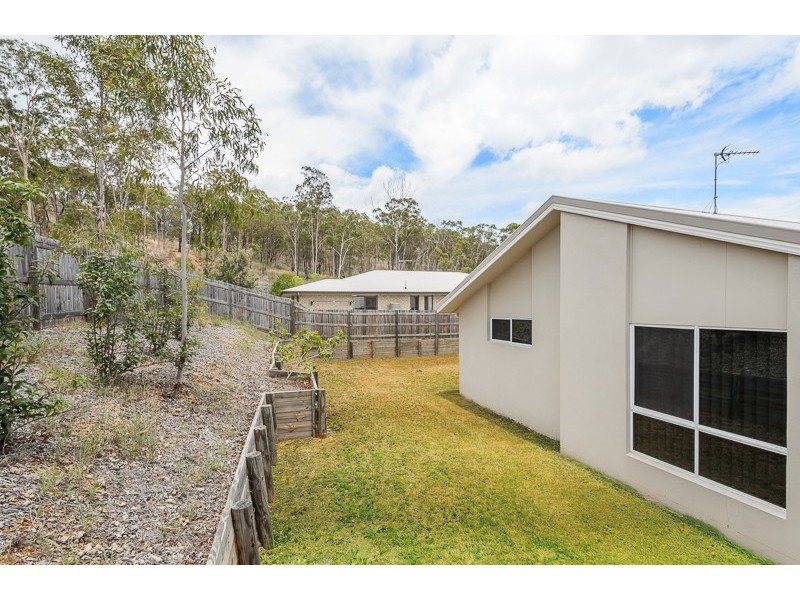 46 Iris Road, Kirkwood QLD 4680