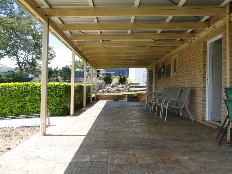 36 Jupiter Street, Telina QLD 4680