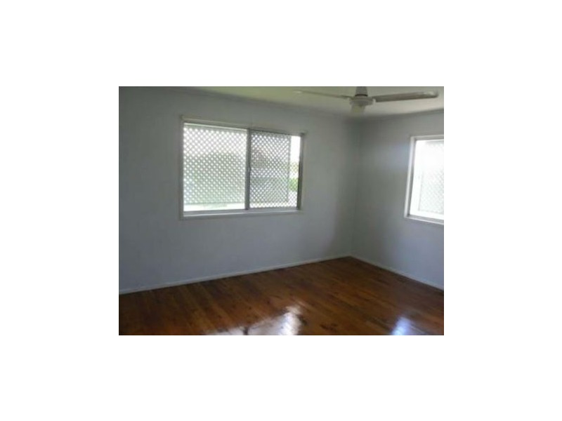 11 DALTON STREET, Clinton QLD 4680