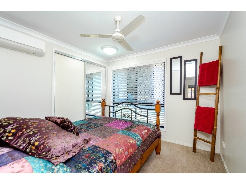 27 DEVENEY DRIVE, Kirkwood QLD 4680