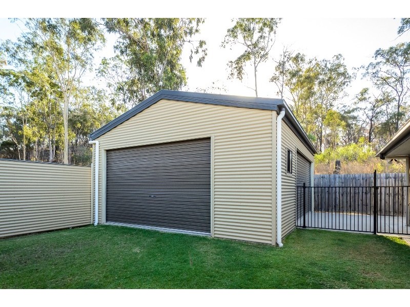 27 DEVENEY DRIVE, Kirkwood QLD 4680