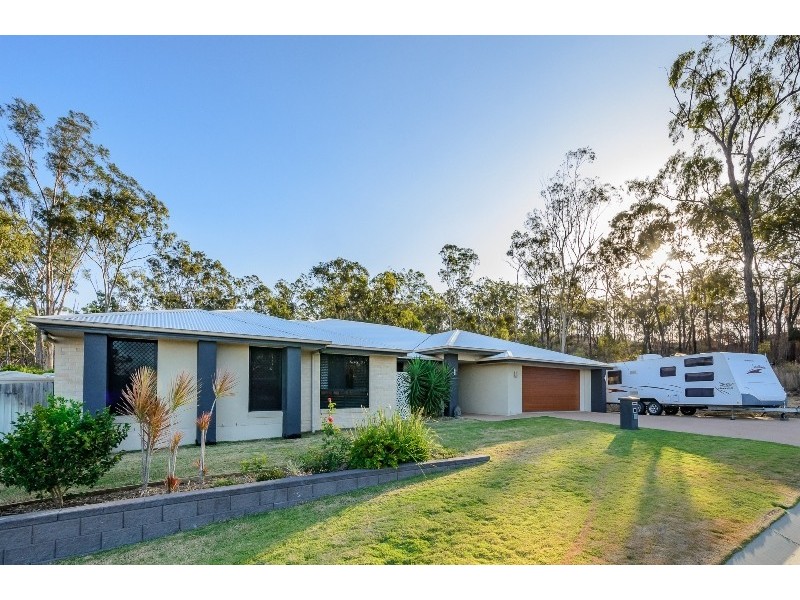 27 DEVENEY DRIVE, Kirkwood QLD 4680