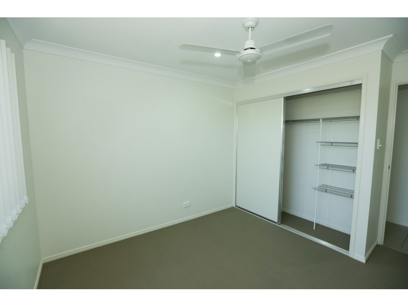 11 Woodland Court, Kirkwood QLD 4680