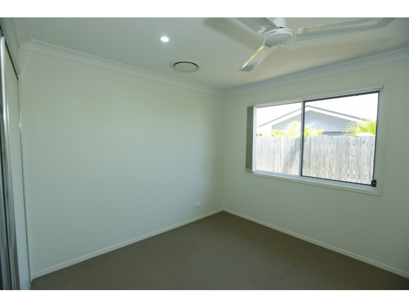 11 Woodland Court, Kirkwood QLD 4680