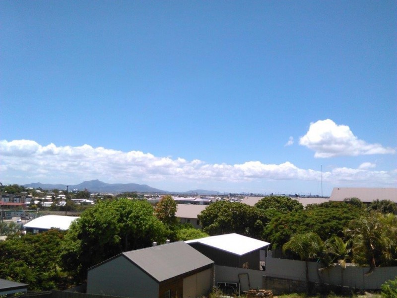 15/97 CENTRAL LANE, Gladstone QLD 4680