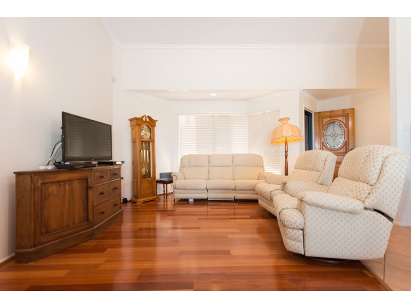 2 DIAMOND CUTTER CLOSE, South Gladstone QLD 4680