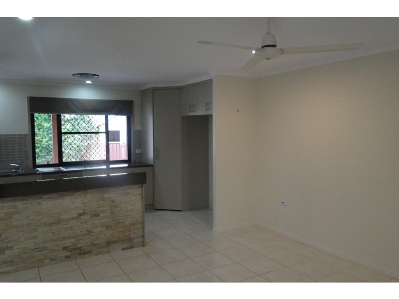 19 EUGENIE COURT, Glen Eden QLD 4680