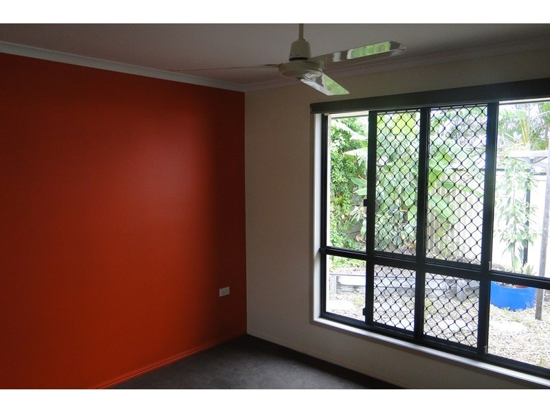 19 EUGENIE COURT, Glen Eden QLD 4680