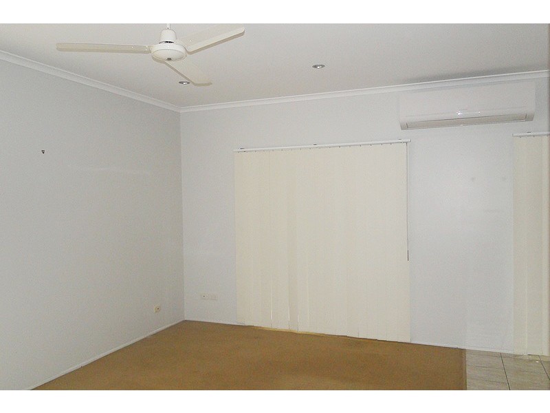 20 ELLINGTON STREET, New Auckland QLD 4680