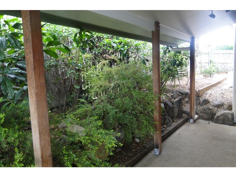 20 ELLINGTON STREET, New Auckland QLD 4680