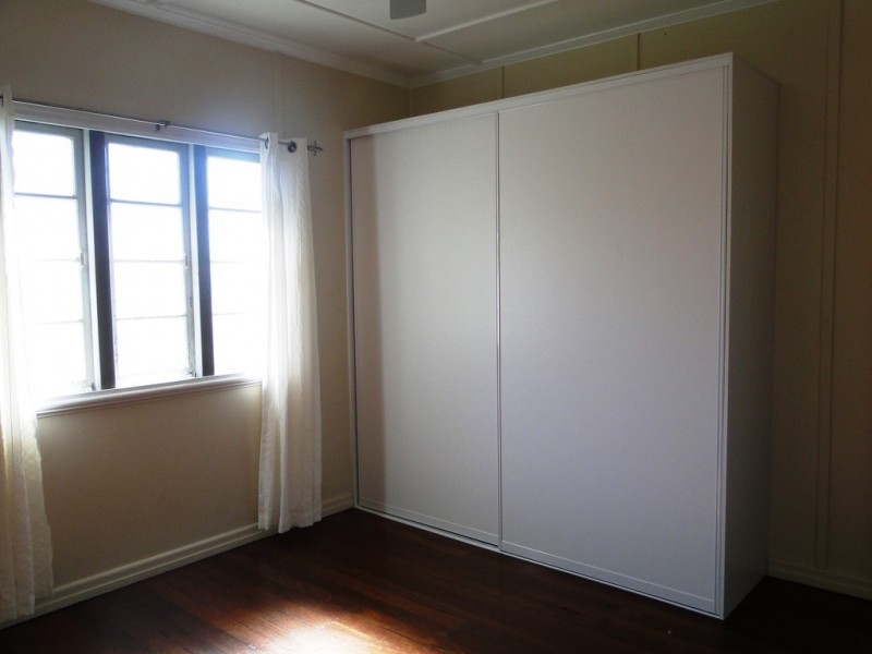 27 LEONARD ST, South Gladstone QLD 4680