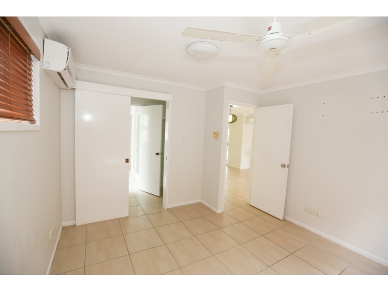 5 Lady Elliot Court, Clinton QLD 4680