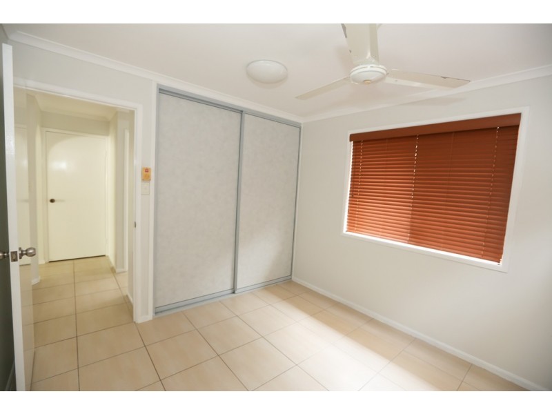 5 Lady Elliot Court, Clinton QLD 4680