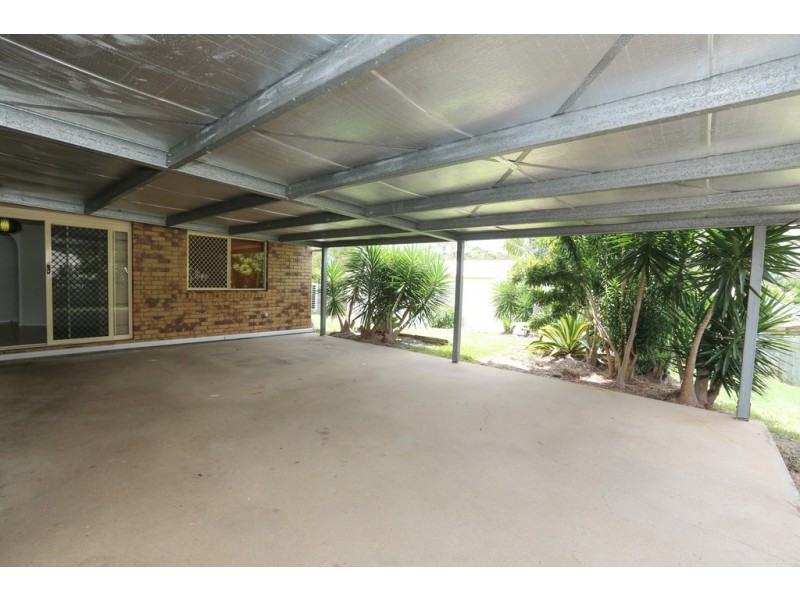 5 Lady Elliot Court, Clinton QLD 4680