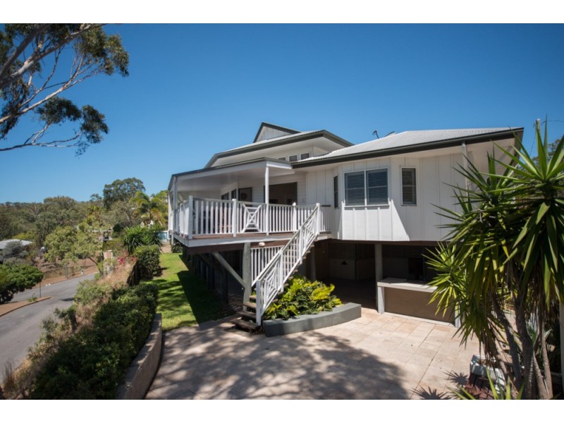 9 PIPER STREET, West Gladstone QLD 4680