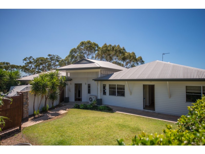 9 PIPER STREET, West Gladstone QLD 4680