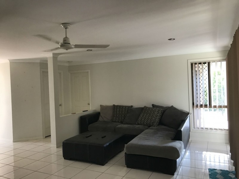 17 LINGWOODOCK PLACE, Glen Eden QLD 4680