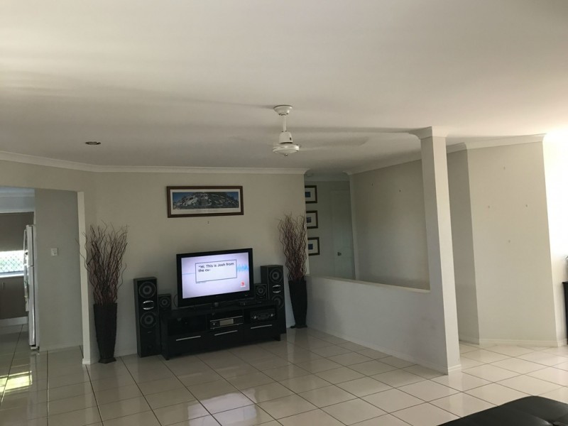 17 LINGWOODOCK PLACE, Glen Eden QLD 4680