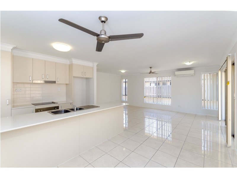 27 Peter Corones Drive, Kirkwood QLD 4680