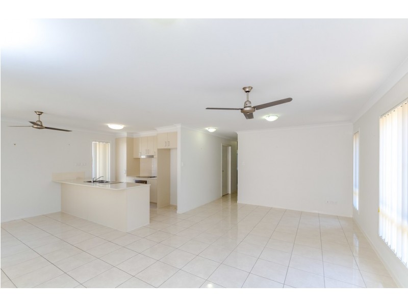 27 Peter Corones Drive, Kirkwood QLD 4680