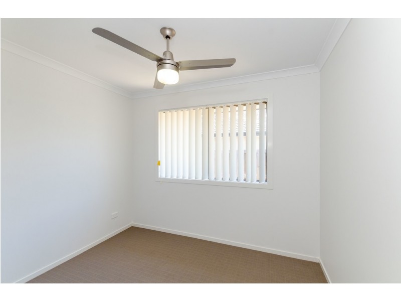 27 Peter Corones Drive, Kirkwood QLD 4680