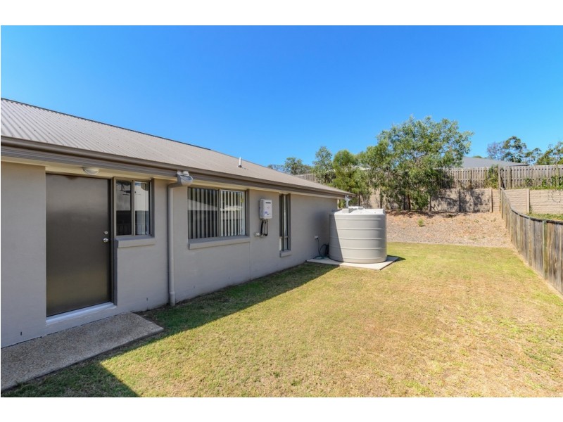 27 Peter Corones Drive, Kirkwood QLD 4680