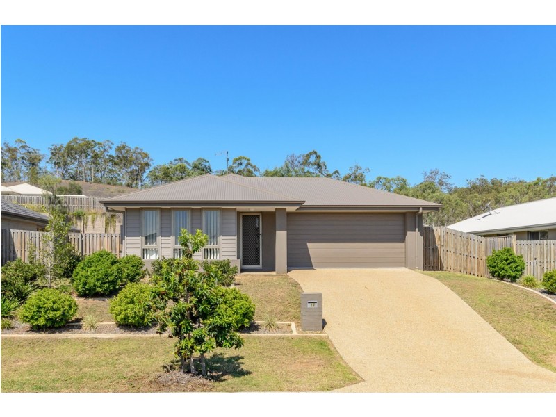 27 Peter Corones Drive, Kirkwood QLD 4680