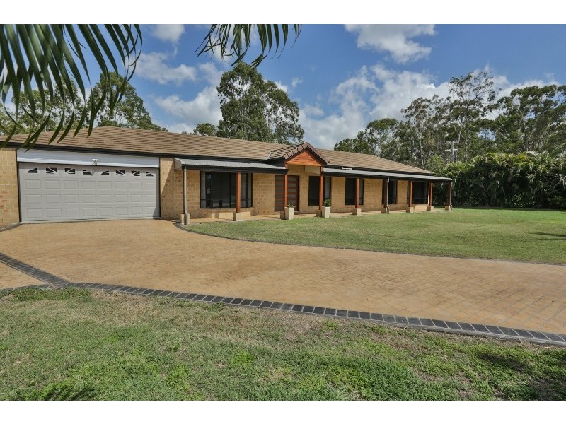 6 Jim Whyte Way, Beecher QLD 4680